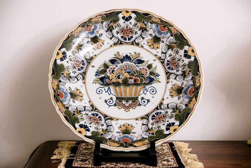 Chinese Handicraft- Porcelain